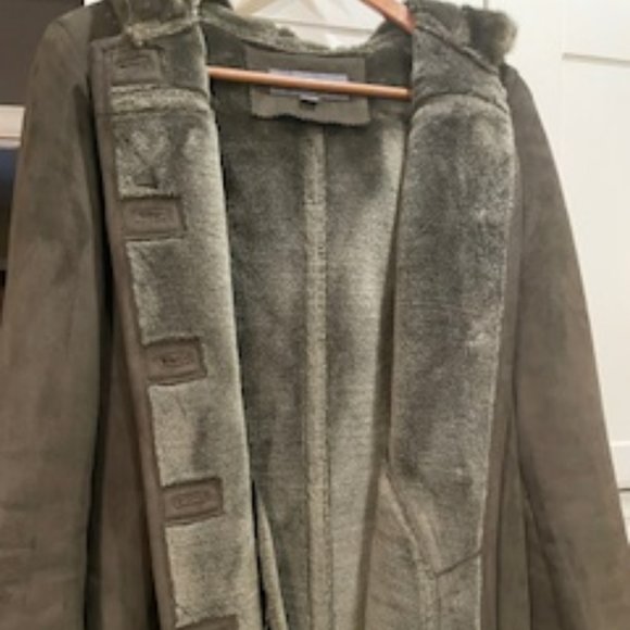 Winter Coat - Picture 2 of 4